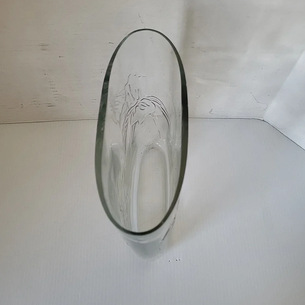 Pier‎ 1 Floral Hand Blown Glass Embossed Vase 10